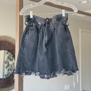 Zara skirt! 🖤🖤